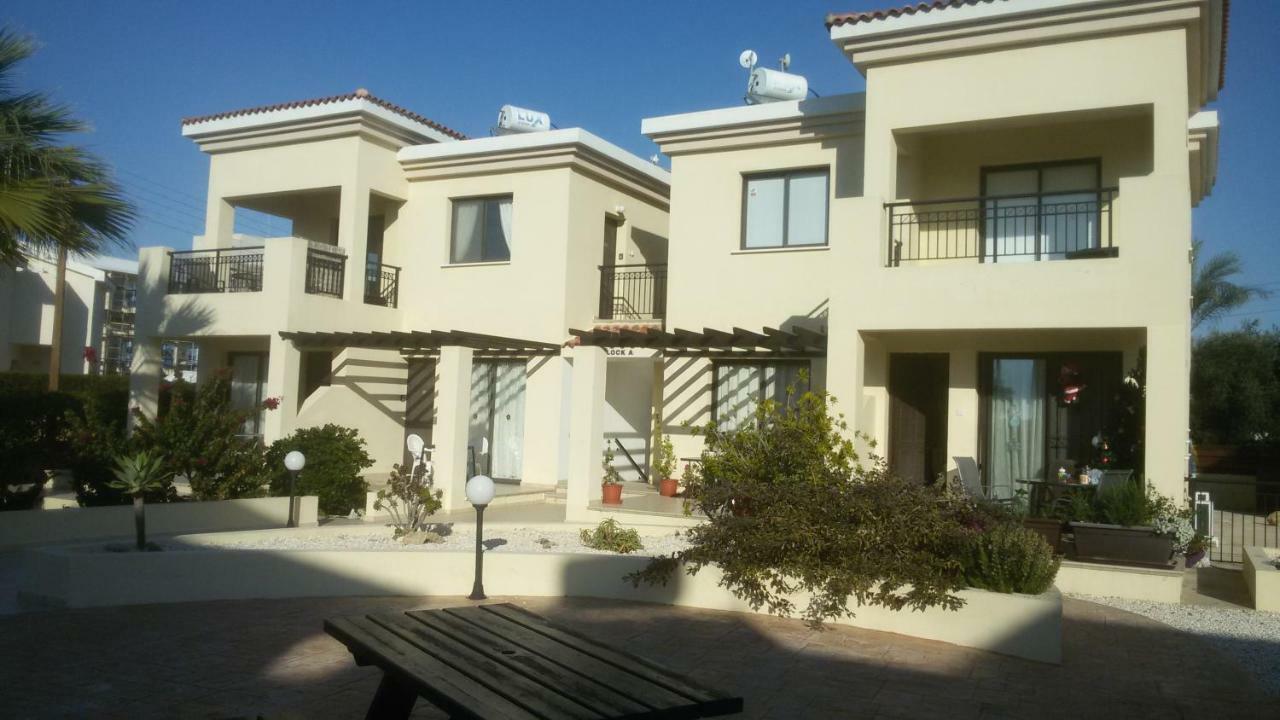 Faros Beach Paphos Extérieur photo