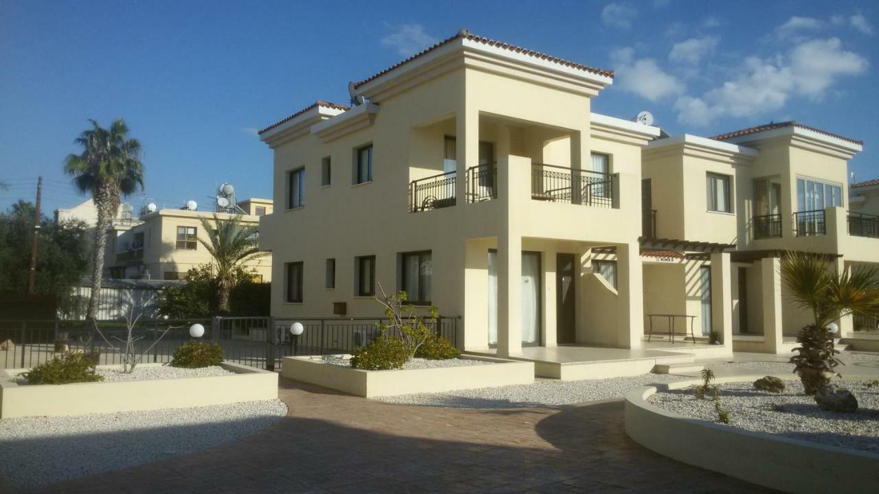 Faros Beach Paphos Extérieur photo